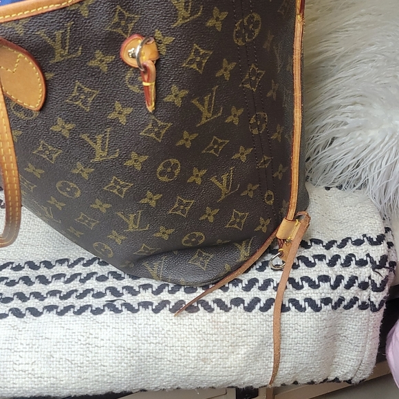 Bag - Picture 4 of 9